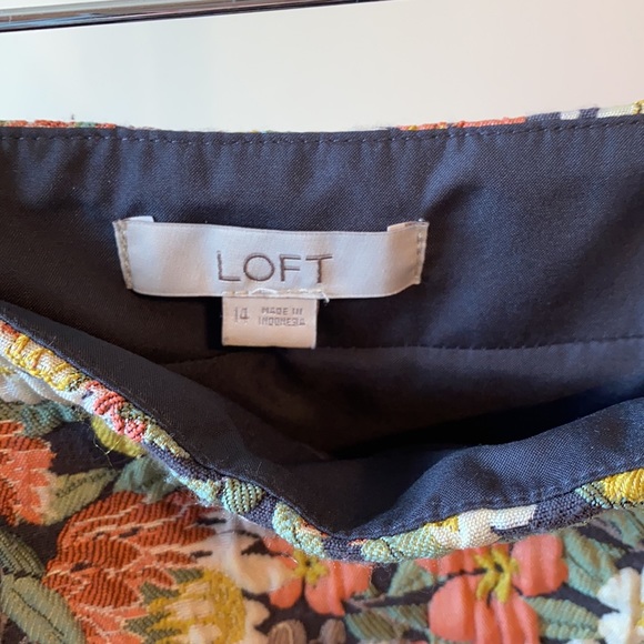 Loft Colorful Floral textured Skirt - Picture 4 of 6